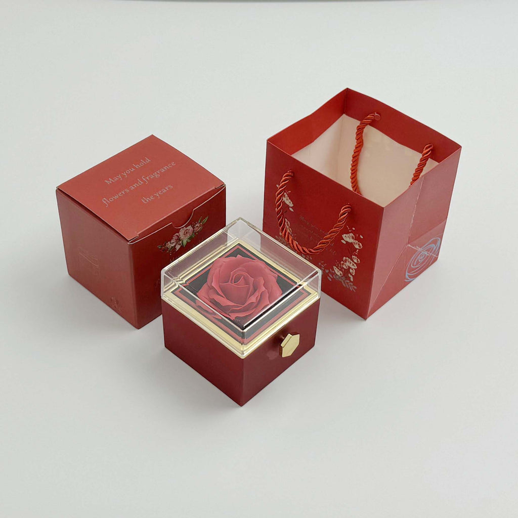 Engraved Necklace with Eternal Rose Box